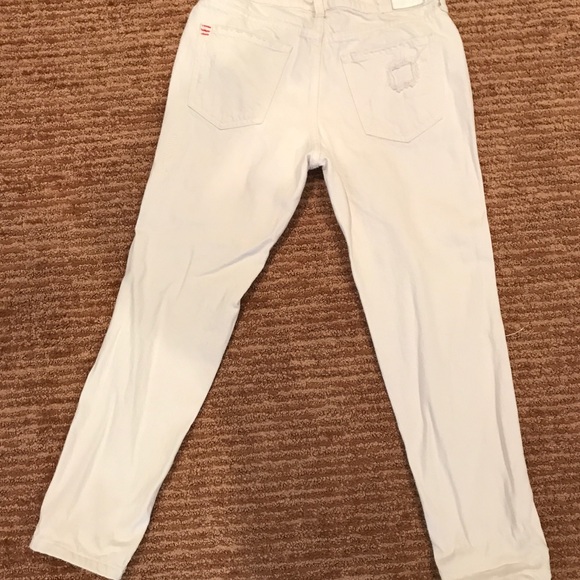 Off white BDG UO boyfriend jeans 26 with patches - Picture 2 of 7